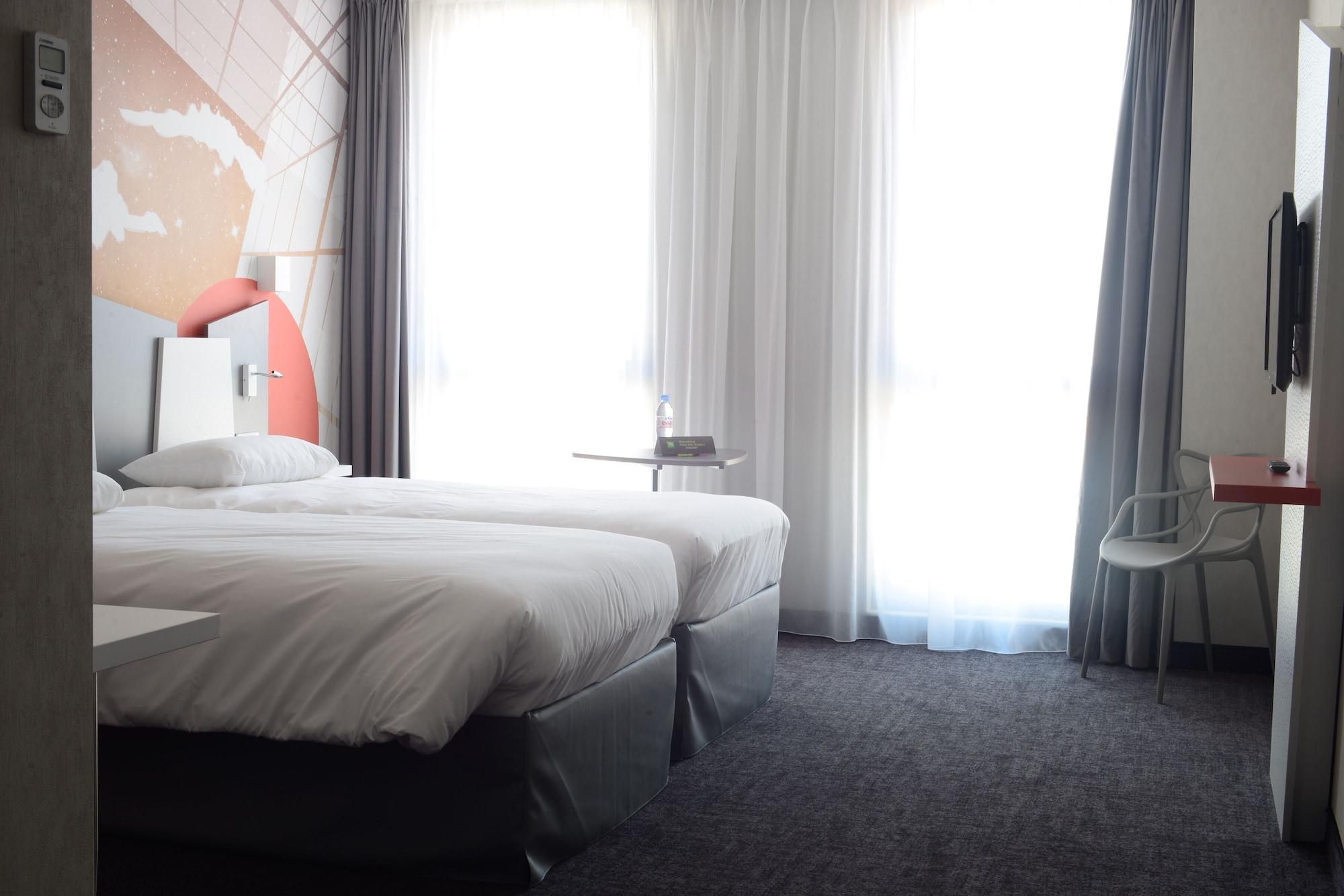Ibis Styles Poitiers Centre Hotell Exteriör bild