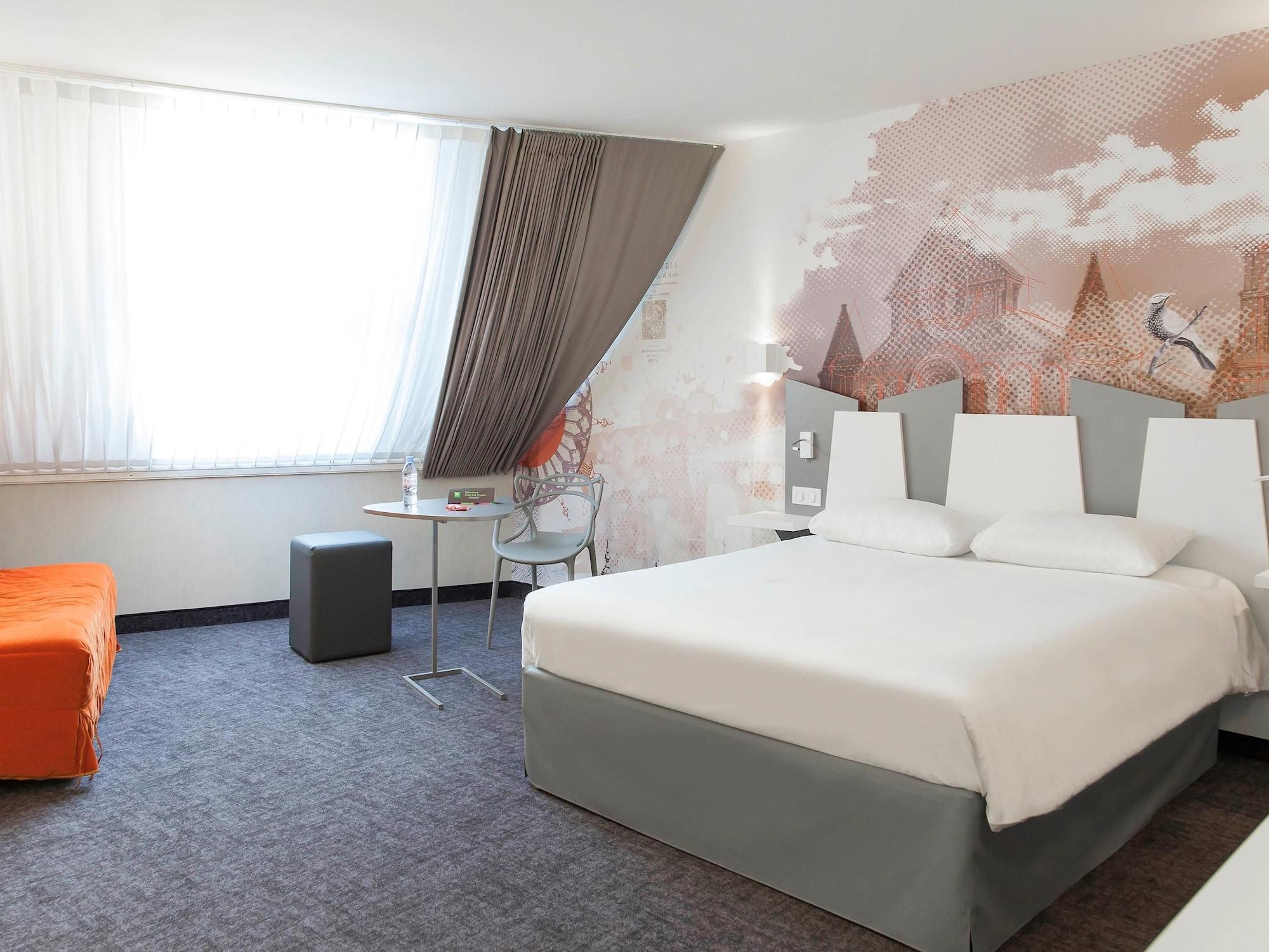 Ibis Styles Poitiers Centre Hotell Exteriör bild
