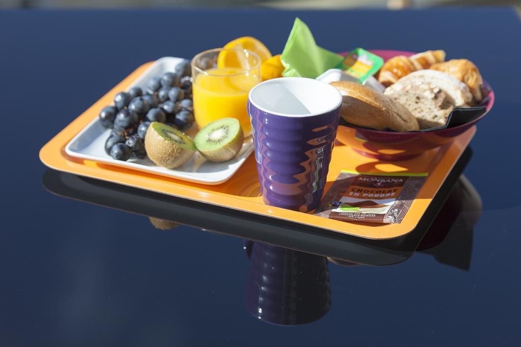 Ibis Styles Poitiers Centre Hotell Exteriör bild